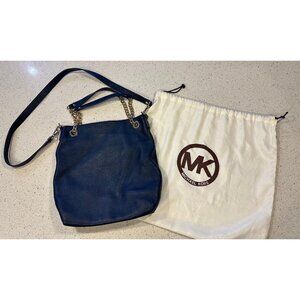 MICHAEL KORS Navy Pebble Leather Gold Toned Hardware Crossbody Bag